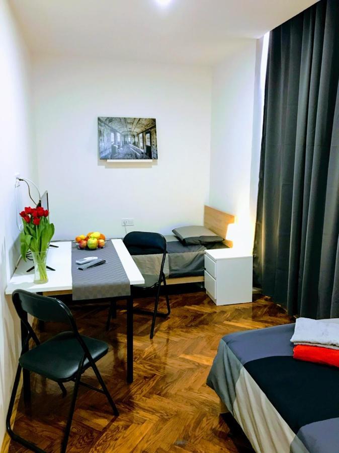 Pula Center Green Park Apartments And Rooms Extérieur photo