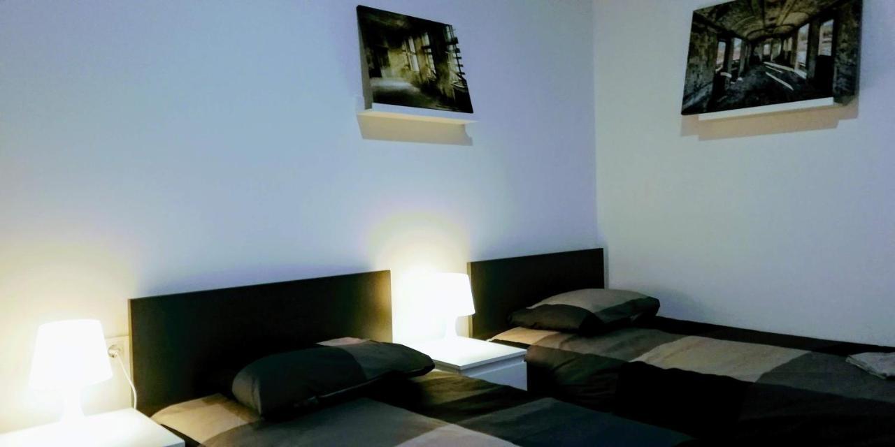 Pula Center Green Park Apartments And Rooms Extérieur photo