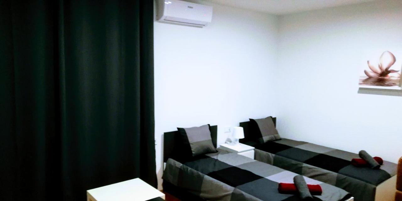 Pula Center Green Park Apartments And Rooms Extérieur photo